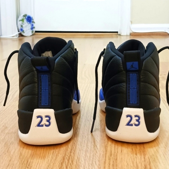 ⚫️ Black Friday Deal Jordan Retro 12 Basketball Shoes size 7.5 for Women - Picture 4 of 10